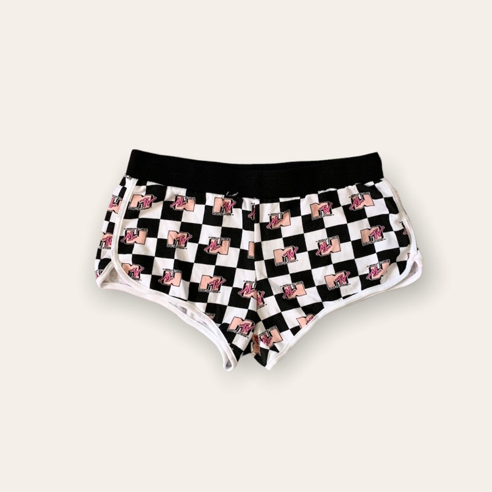 MTV short shorts